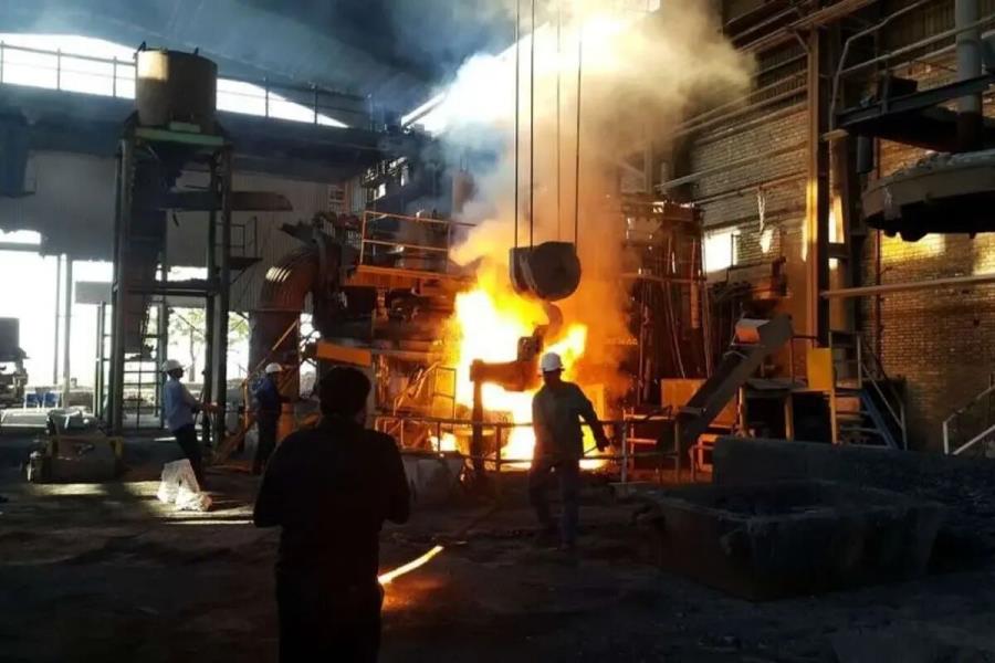 جهش تولید فولاد ایران به ۳۳ میلیون تن؛ توقف کامل صادرات سنگ‌آهن
